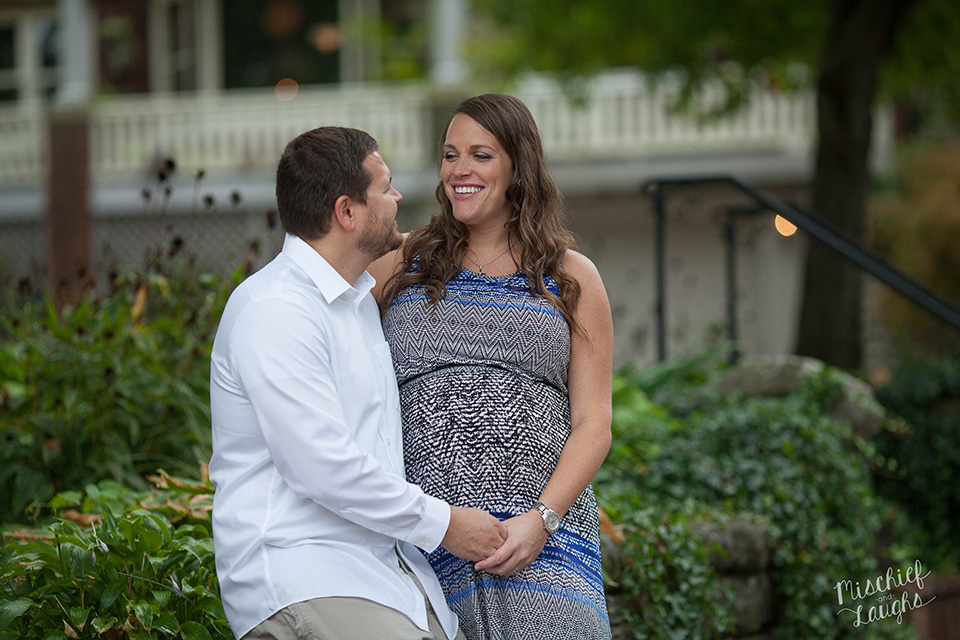 maternity portrait ideas, Rochester Maternity Photos, Mischief and Laughs Photography
