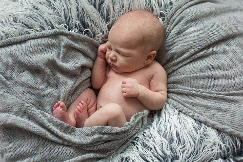 Newborn baby photography, Rochester Newborn pictures, Mischief and Laughs Photography 