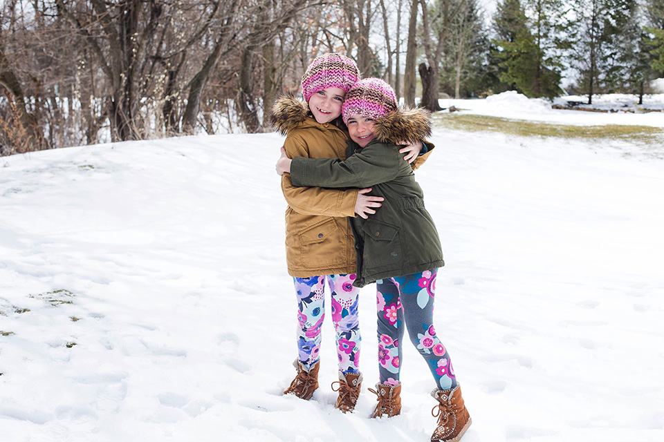 Cincinnati children photographer, snow portrait of two girls