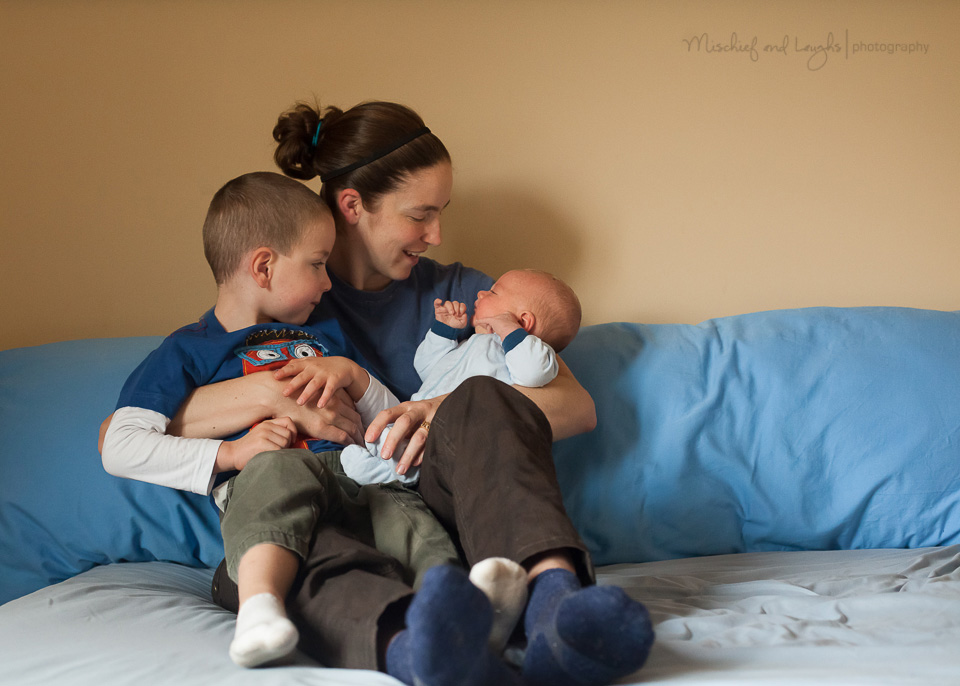 in-home lifestyle family session, Mischief and Laughs Photography, Cincinnati