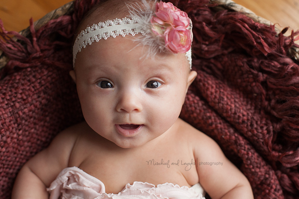 Four month old pictures, Mischief and Laughs Photography, Cincinnati OH