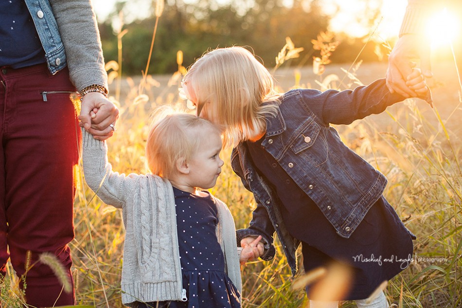Family pictures in Northern Kentucky, Mischief and Laughs Photography