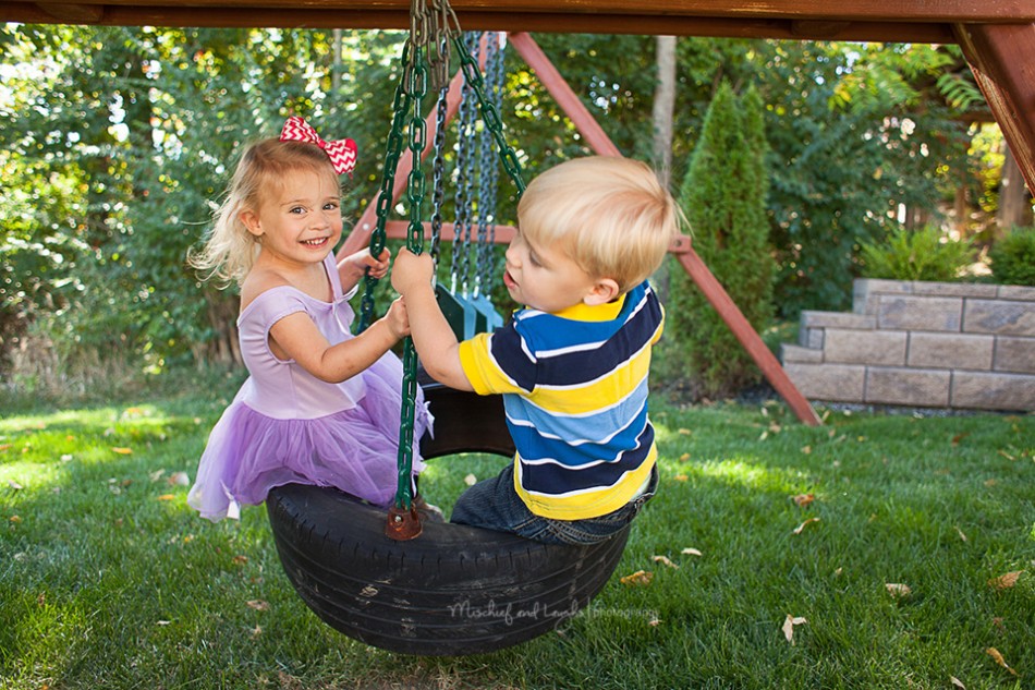 Outdoor lifestyle session, Mischief and Laughs Photography, Cincinnati OH