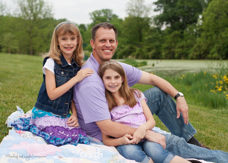 Outdoor family portrait photography, Mischief and Laughs, Northern Kentucky
