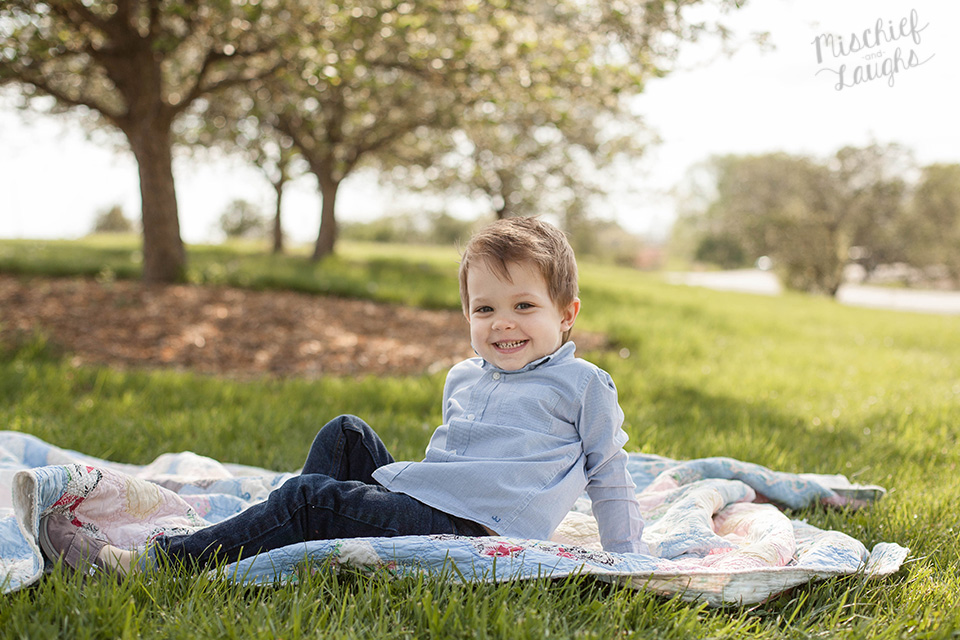 Outdoor family photo session, Canandiagua Family Photographer