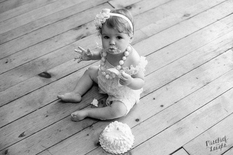 first birthday photos in Canandaigua NY, vintage pink Cake smas