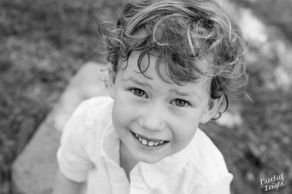 Extended Family at home, Finger Lakes Family Photographer, Mischief and Laughs