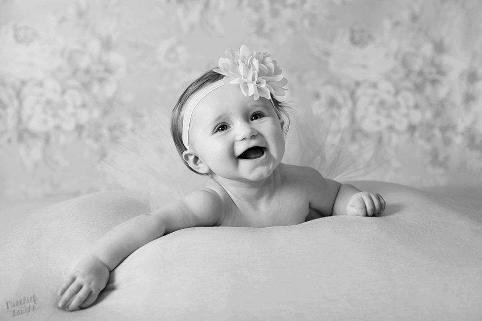 6 month baby photos, milestone photo session, Mischief and Laughs Photography, Rochester NY