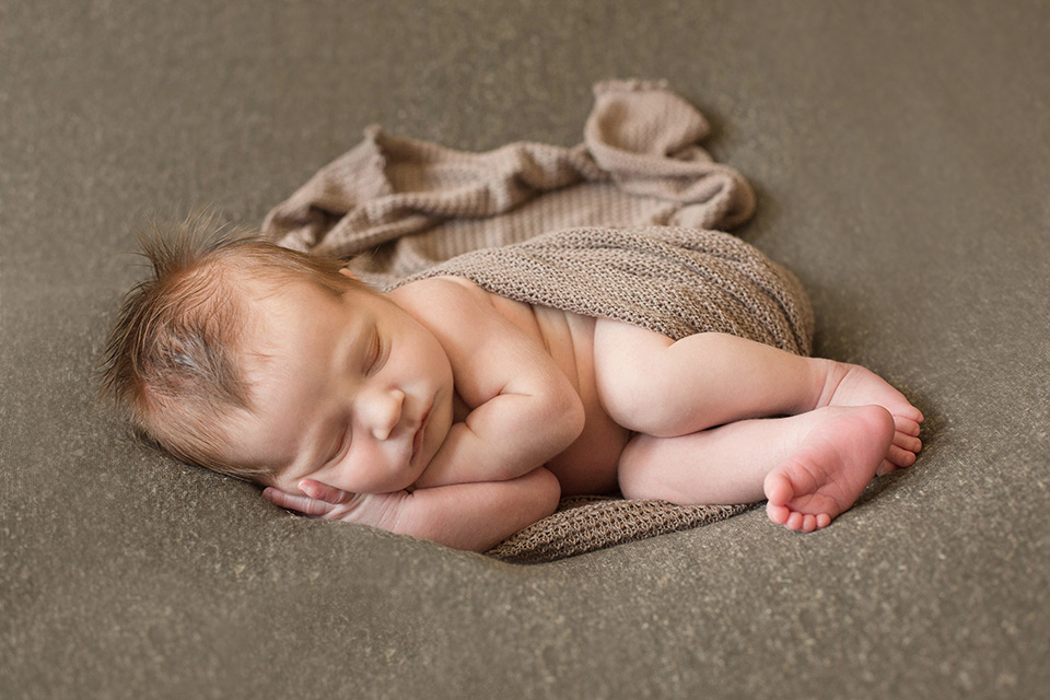 Simple newborn photos, Rochester Newborn Photographer, Mischief and Laughs Photography