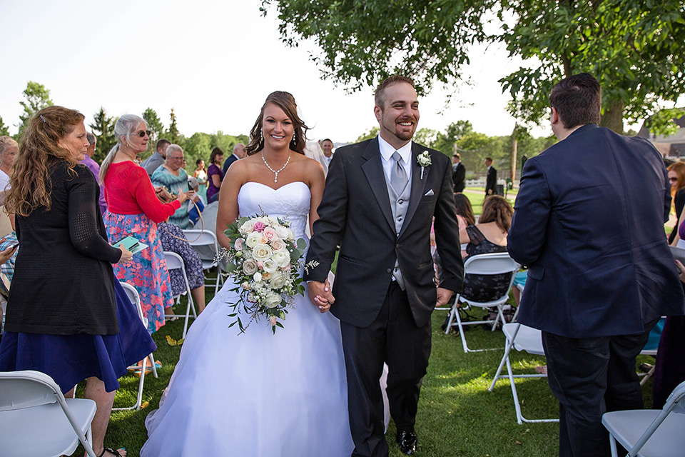 Eagle Vale Golf Club Wedding, Rochester NY, Mischief and Laughs Photography 