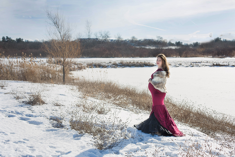 snowy maternity photo session, Canandaigua NY