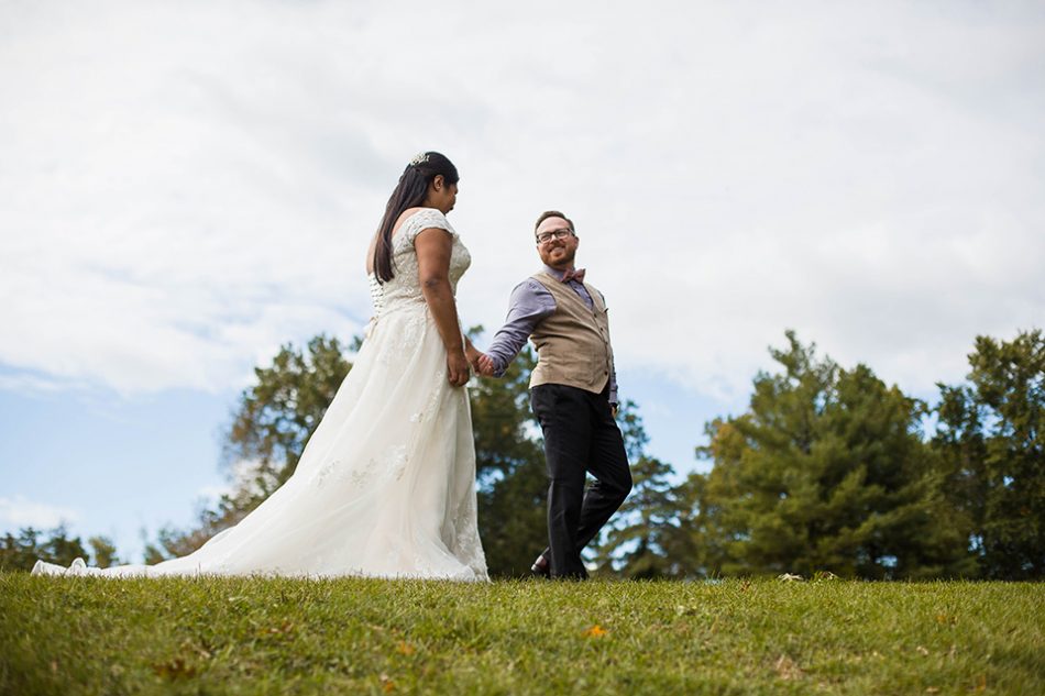 Wedding pictures after the ceremony in Blue Ash Ohio by Cincinnati Photographer 