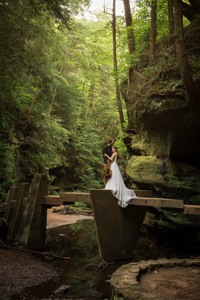 Cincinnati photographer captures last moments of Hocking Hills elopement.