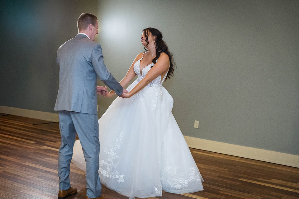 bride and groom's first dance